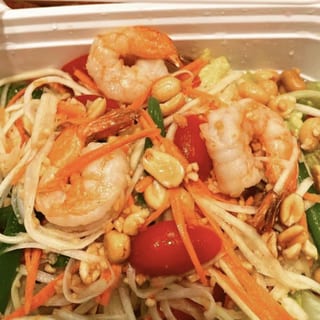 Som Tum (Papaya Salad)